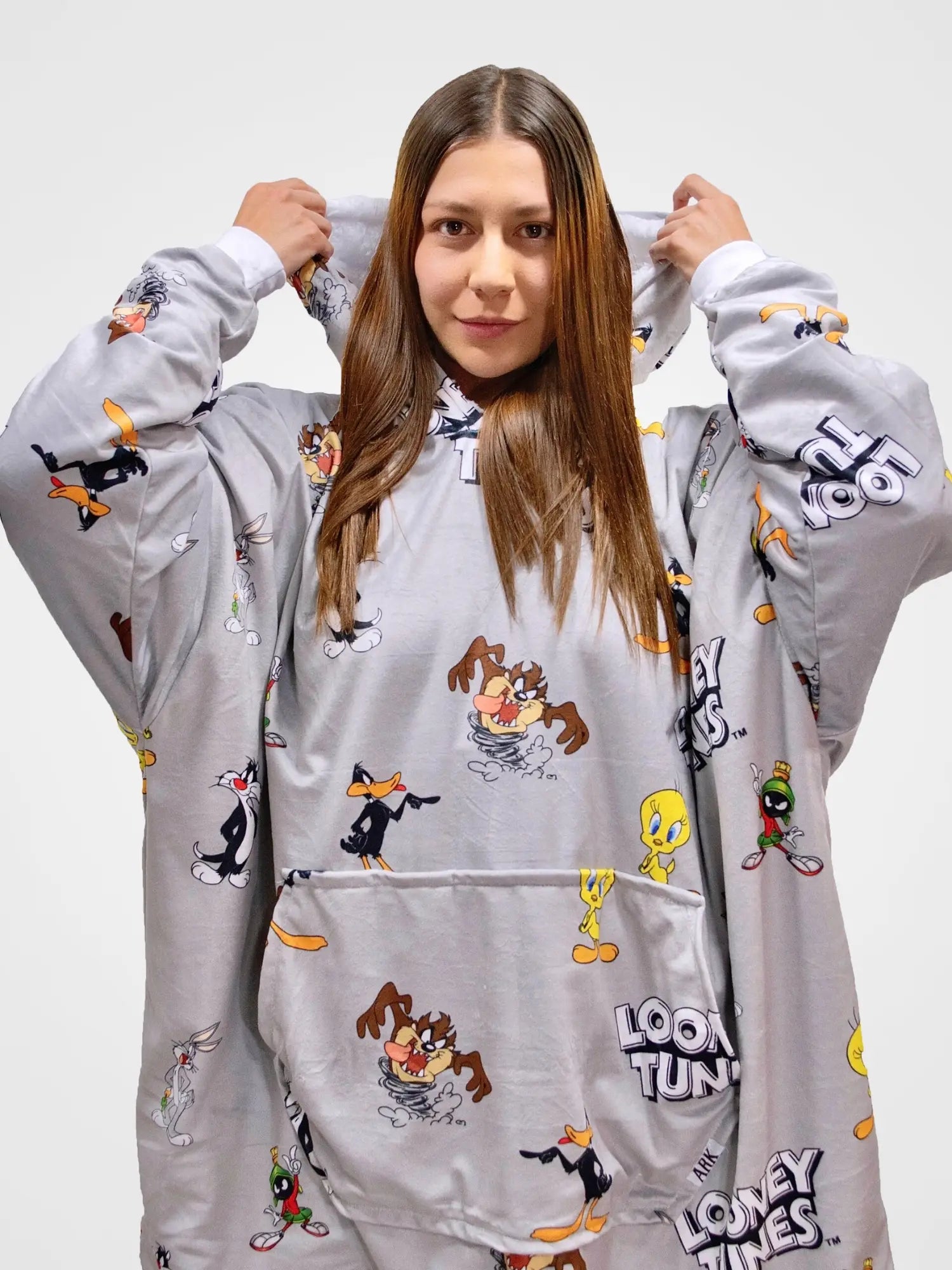 Buzo Gigante Looney Tunes Gris