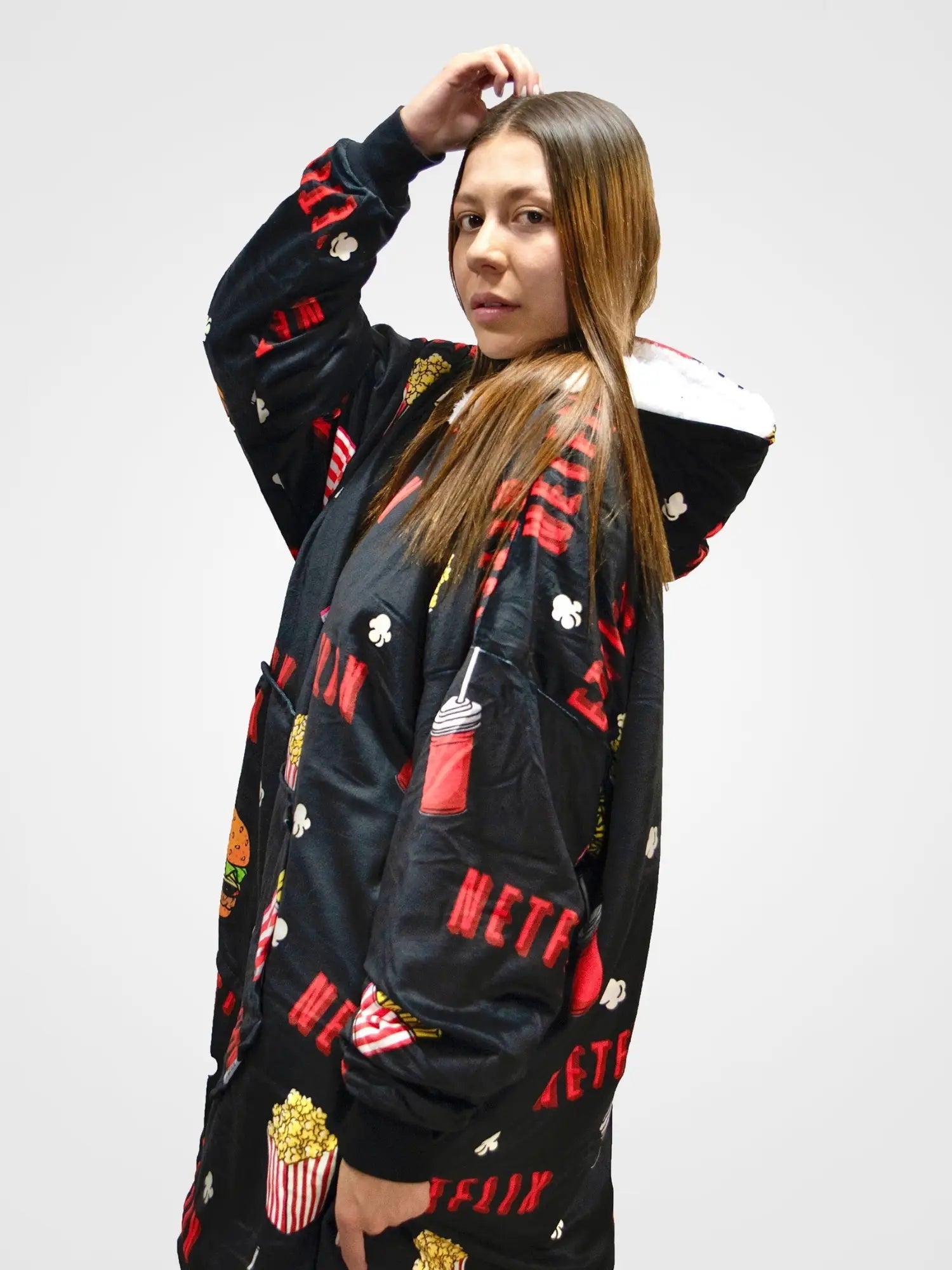 Buzo Gigante Netflix Negro